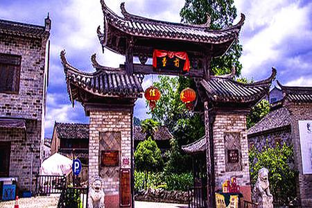 为保护女生安全，推行“同性车厢”，你认为可行么?游戏画面